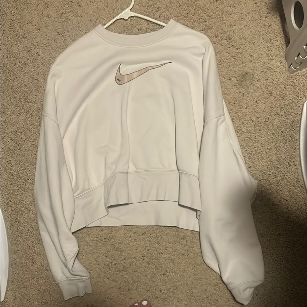 Nike Women's cropped Sweatshirt